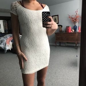 Garage Lace Body-con Dress